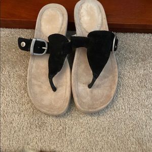 UGG flip flop sandals